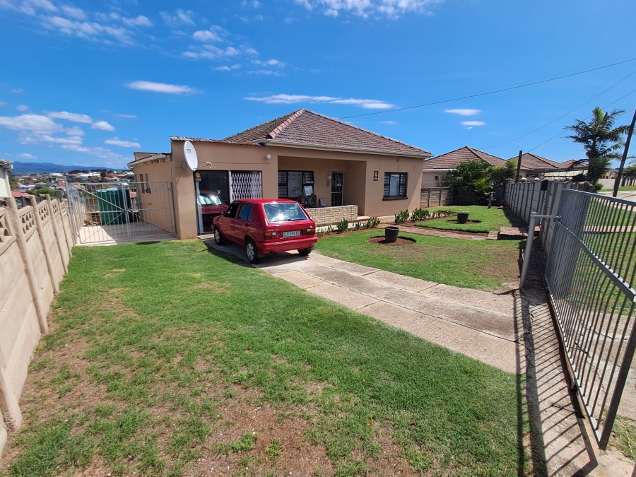 3 Bedroom Property for Sale in Van Riebeeck Hoogte Eastern Cape